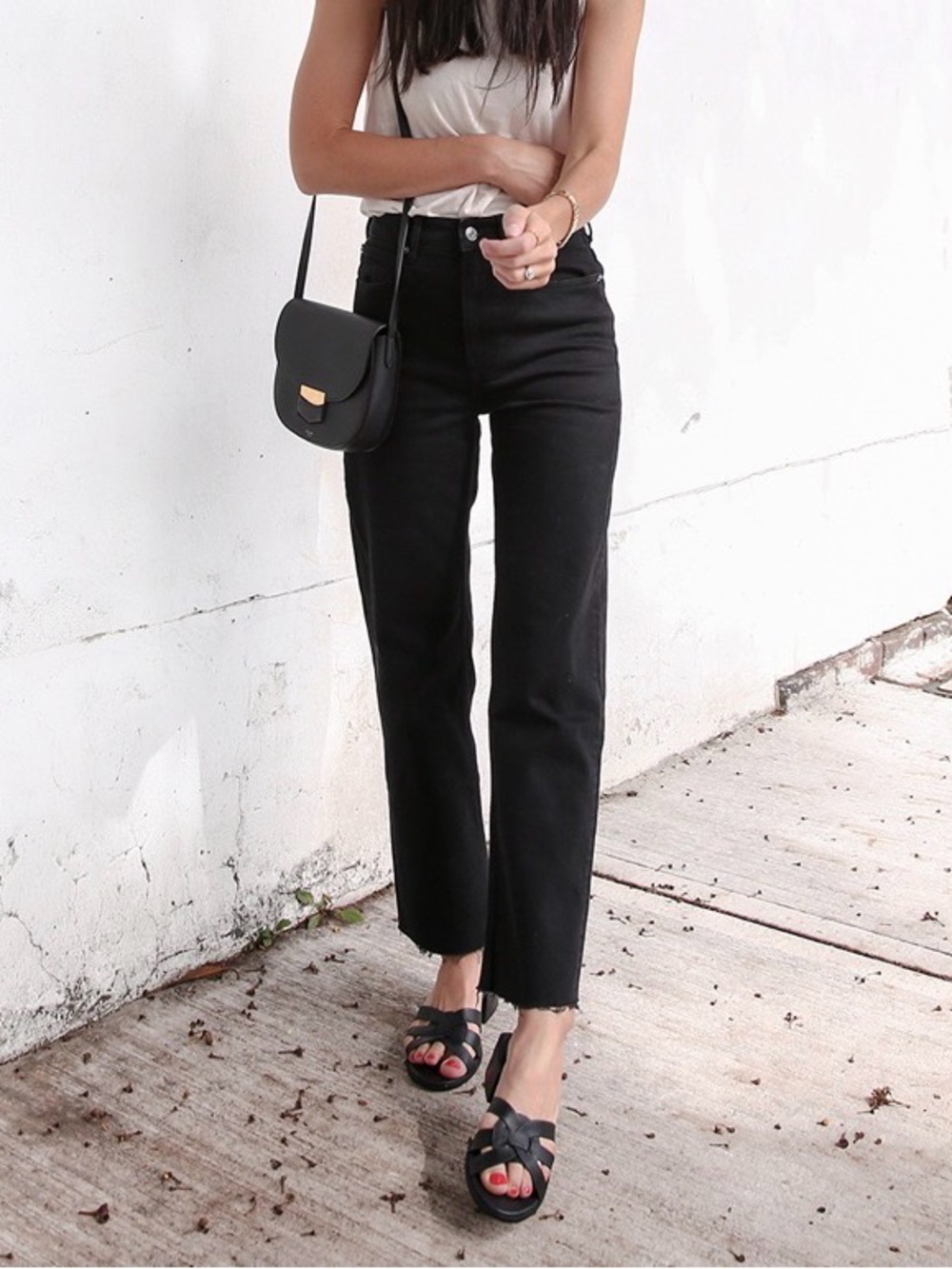 Everlane | The Way-High Jean | Black |High Rise Straight Leg | Raw Hem | Size 26